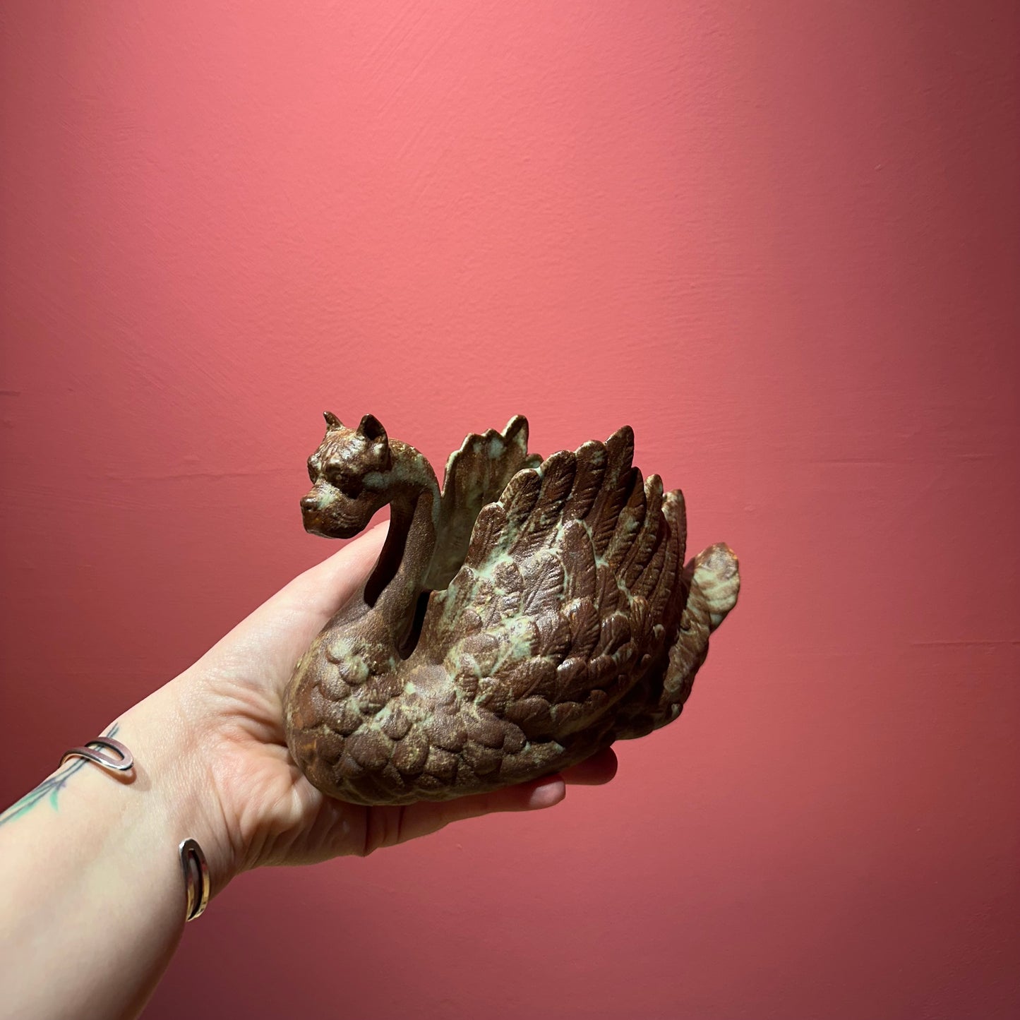 Mushy Dog Swan Planter in “Burlap”