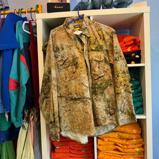CABELAS CAMO BUTTON UP