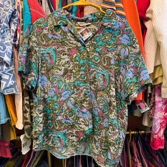 FUNKY MULTICOLOR BUTTON UP !