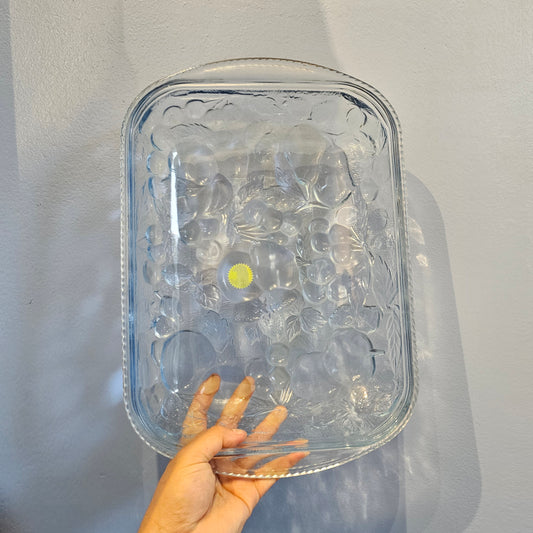 Vintage Glass Dish !