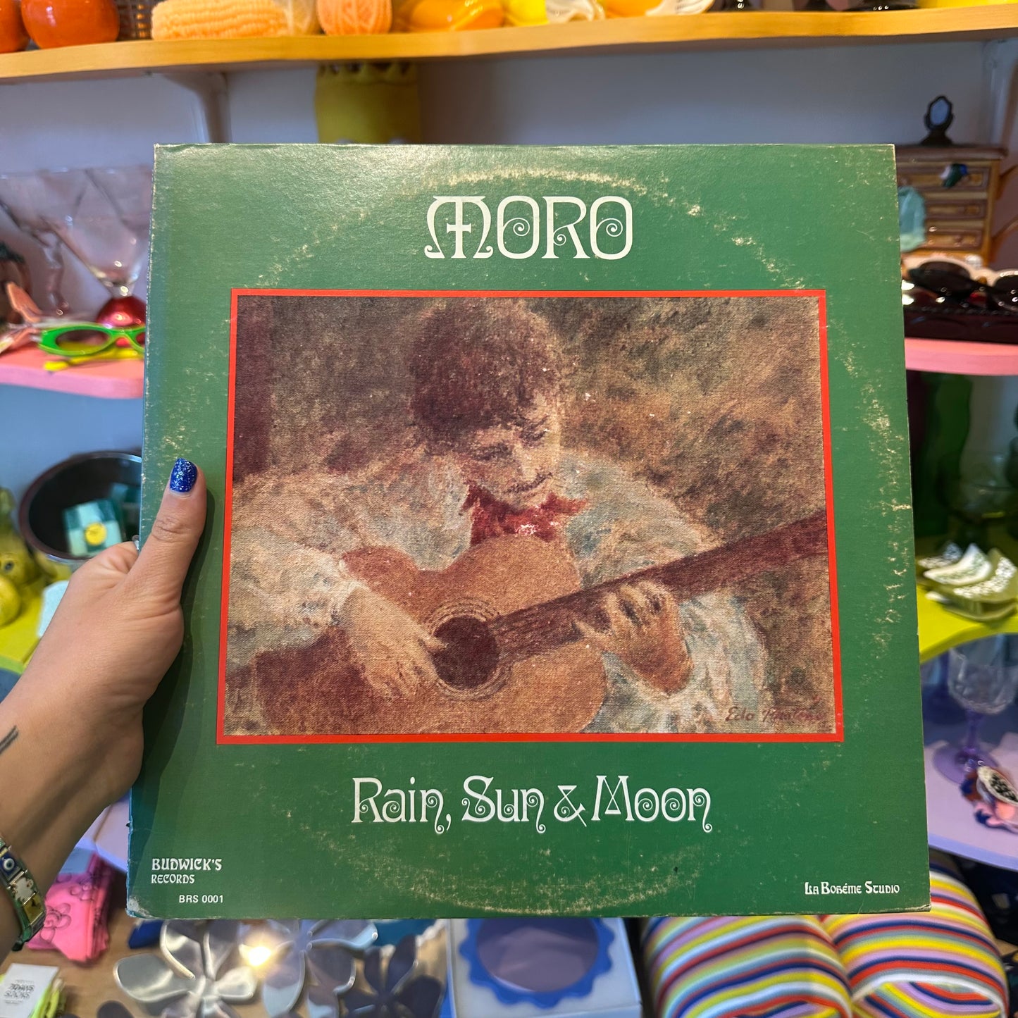 “Rain, Sun & Moon” Moro