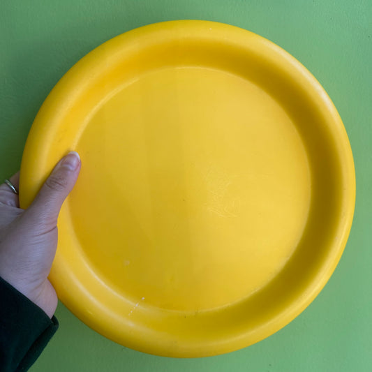 Vintage 70’s Sunny Yellow Plastic Plate Set!