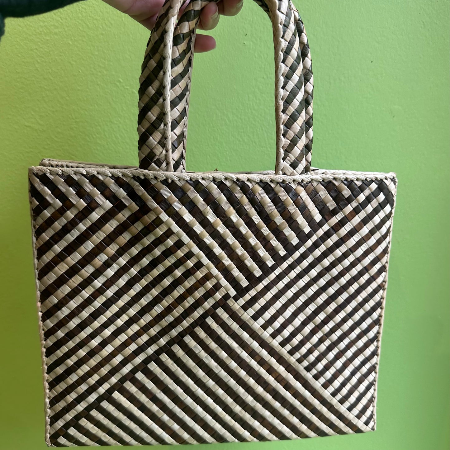 Striped Woven Rattan Handbag!