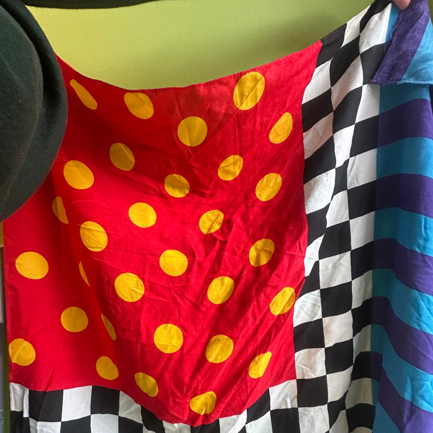 Vintage Patterned Scarf!