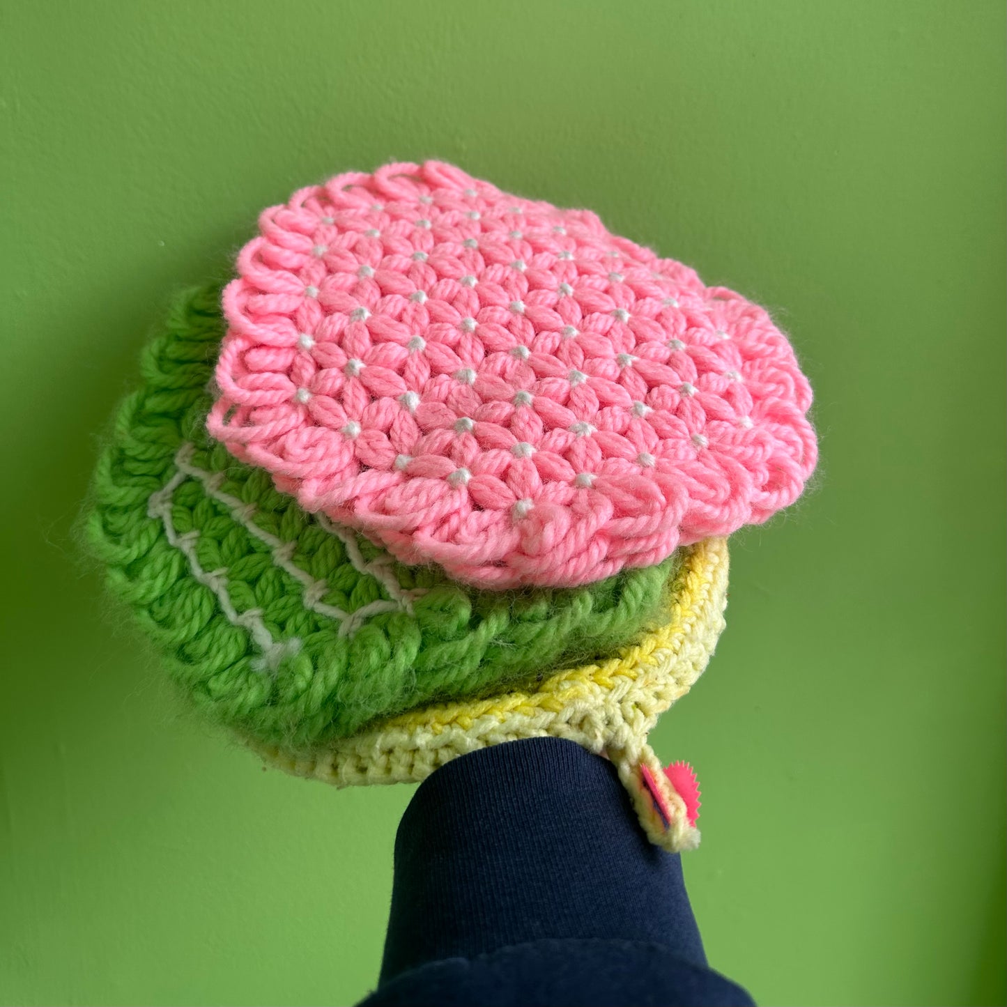 Vintage Handmade Pot Holder in 50s Pink!