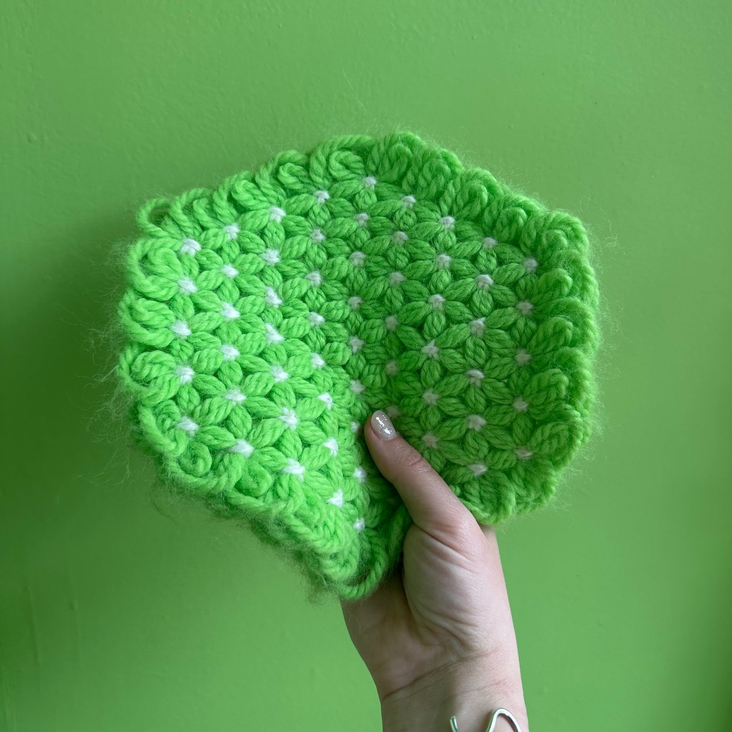 Vintage Handmade Pot Holder in Fresh Lawn!