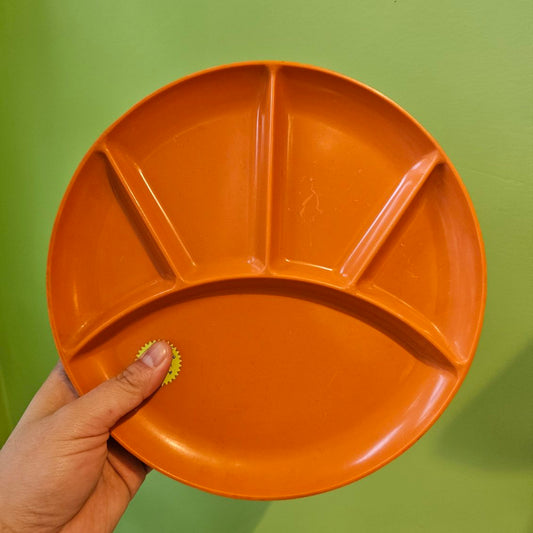 Vintage Melamine 4pc set